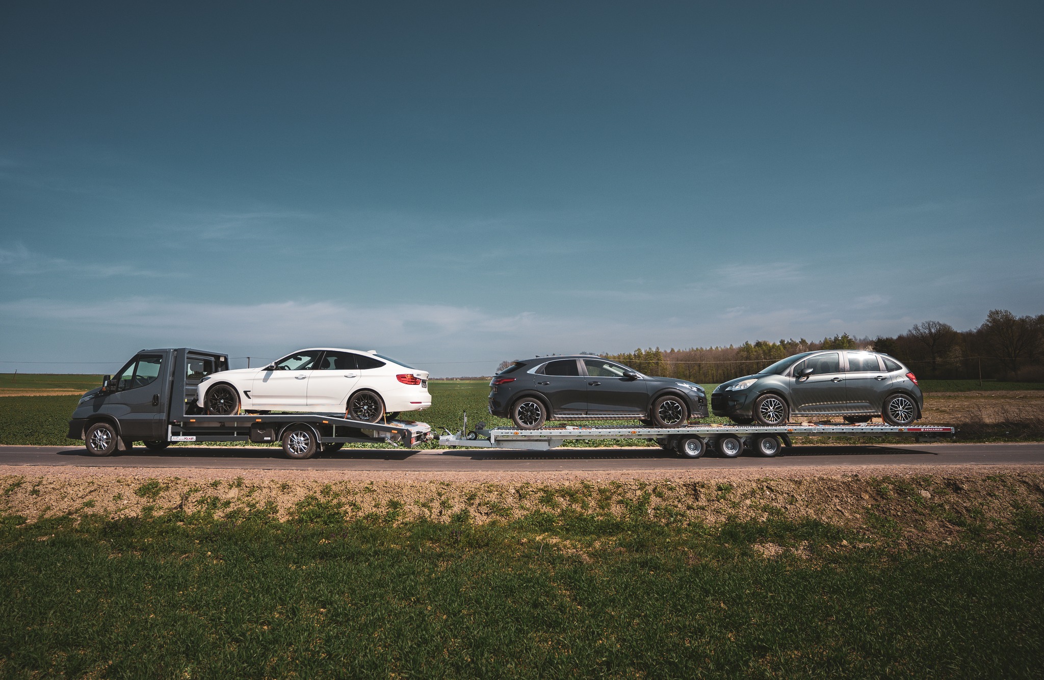 Jak správně vybrat autopřepravník: délka, hmotnost a další důležité parametry